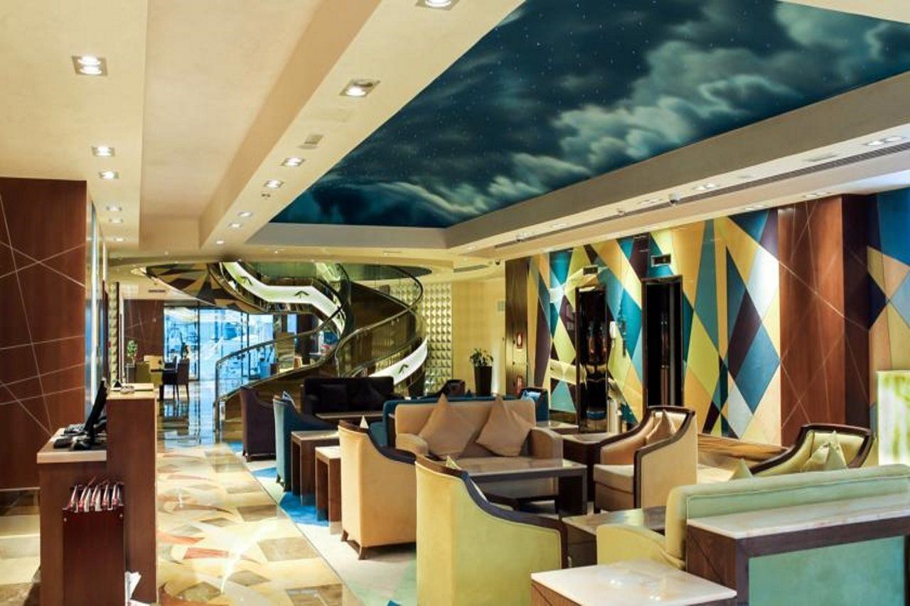 Halo Hotel Dubai Exterior foto